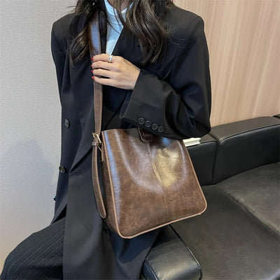 NINA® | Set von Taschen + Clutch (Kostenlos)