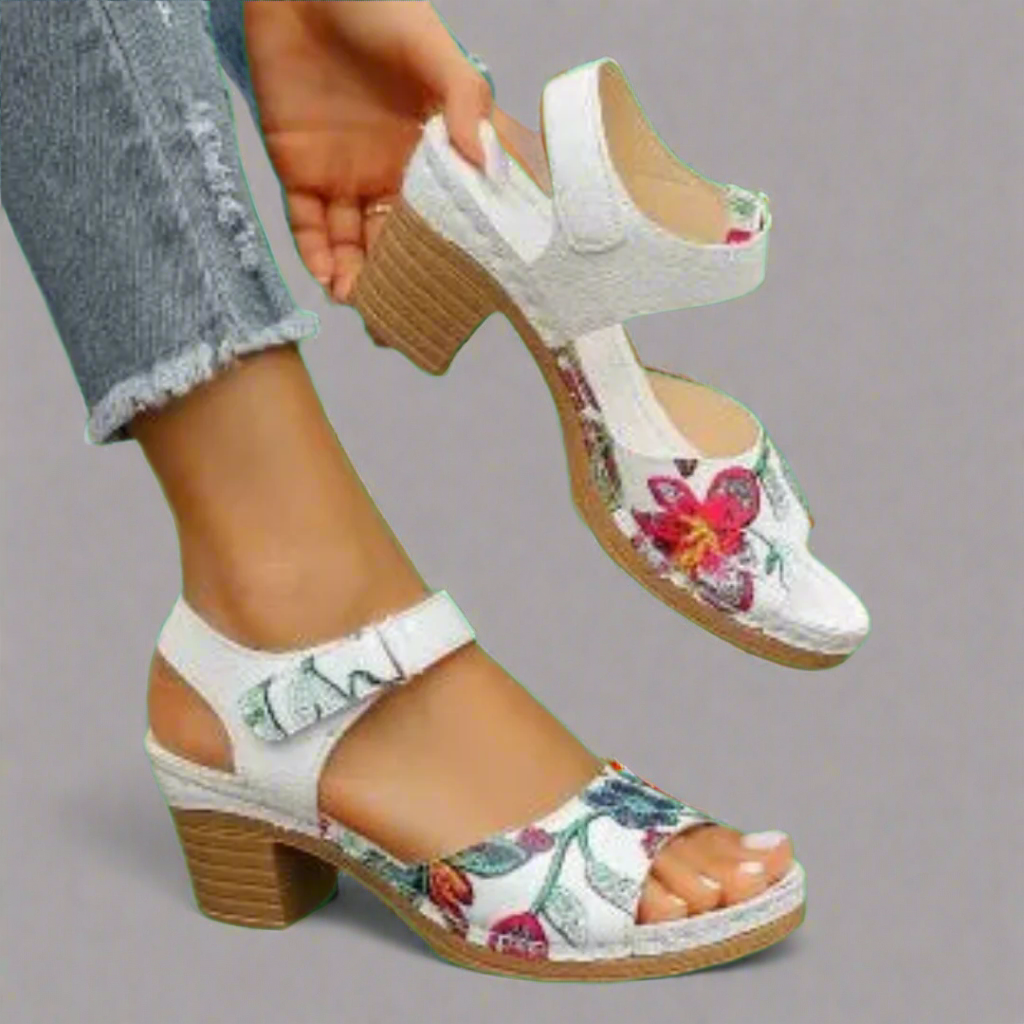 Marisa | Stilsichere Peep-Toe Sandalen