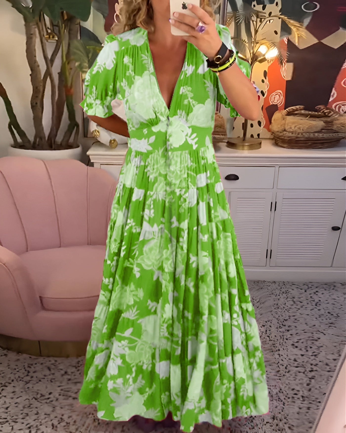 Eveline - Elegantes Kleid mit Blumendruck und V-Ausschnitt