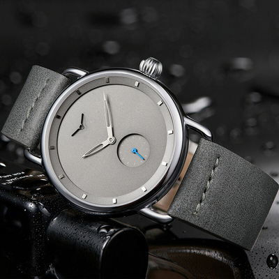 Johann® | Klassische Minimalistische Uhr
