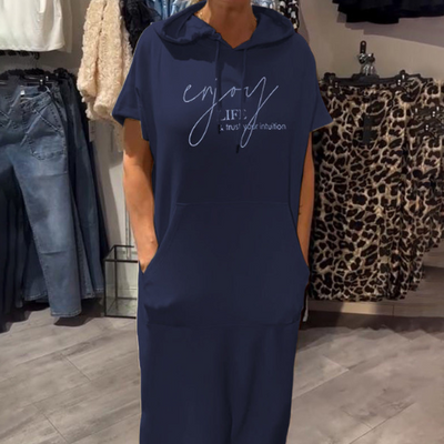 Vera – Lässiges Kapuzenkleid mit Stil