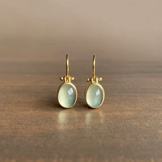 Marlene® | Vintage Ohrringe mit grünem Mondstein