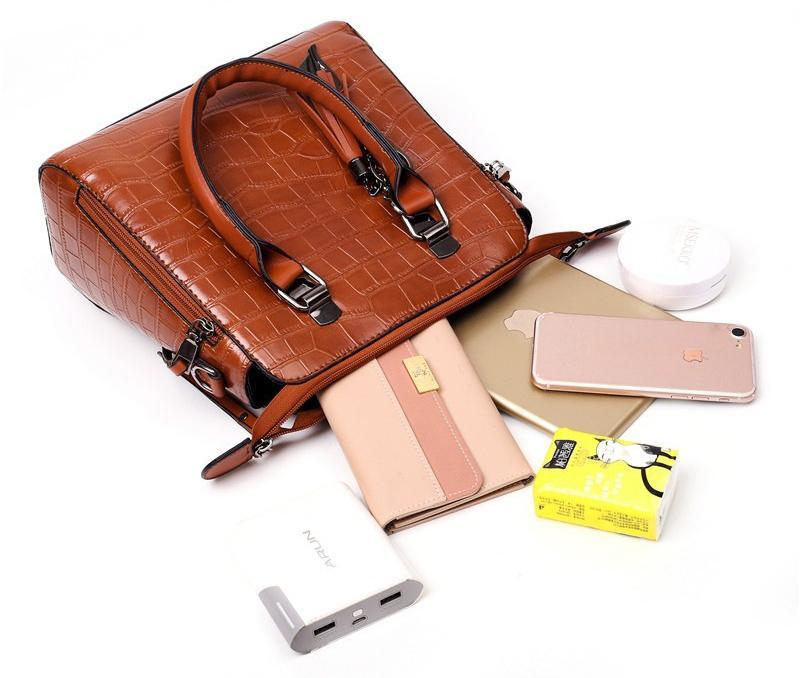 MONI® | SET AUS LEDERTASCHEN MIT 4 TEILEN