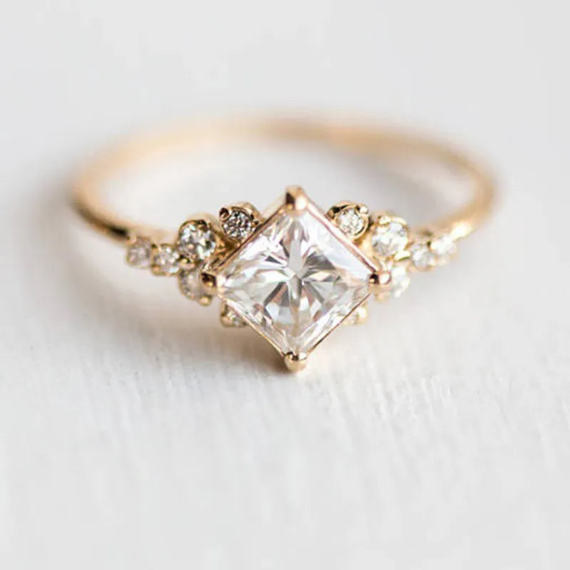 Antoinette® | Eleganter Delysian Königinnenring