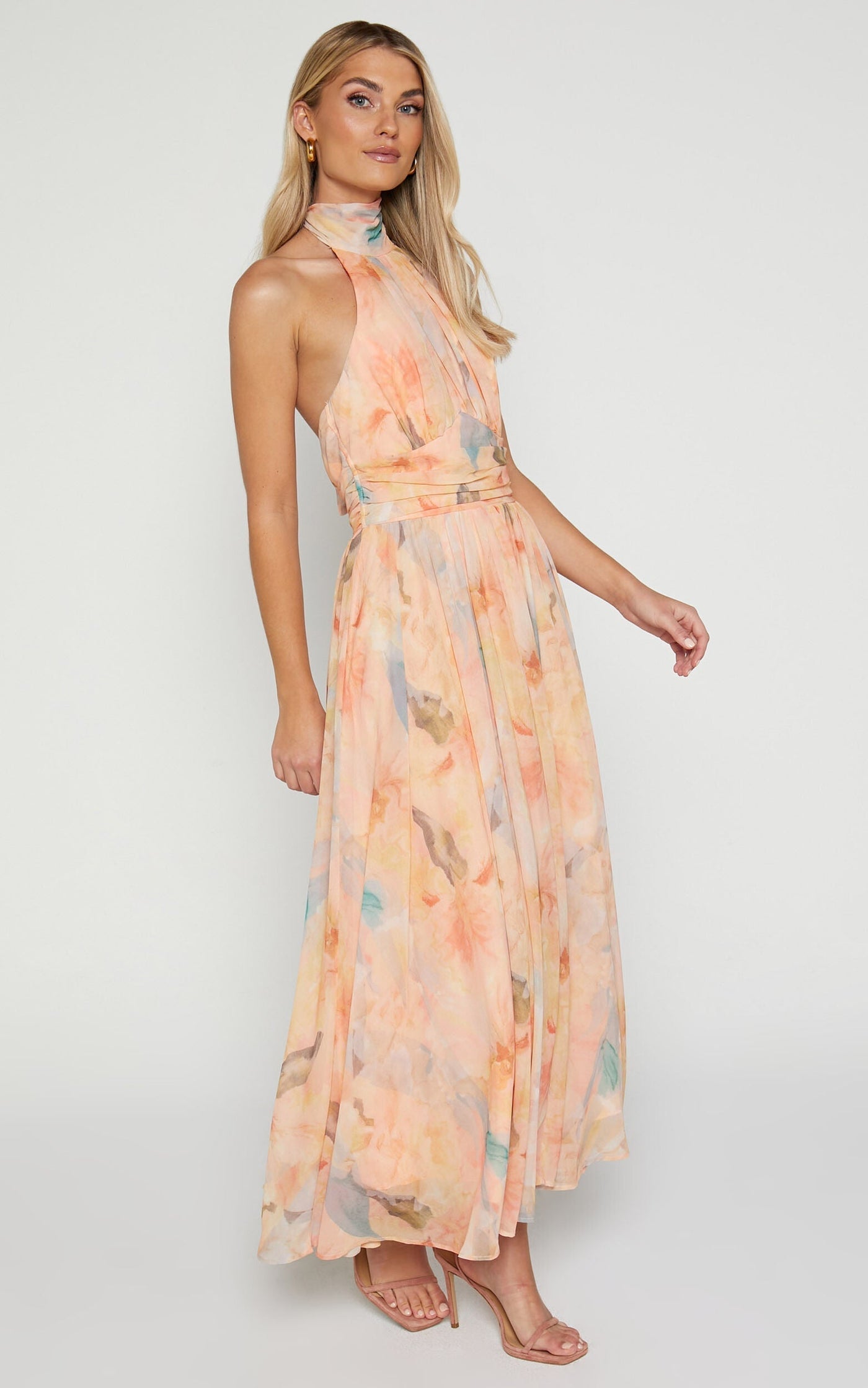 Joli - Maxikleid mit Neckholder-Ausschnitt
