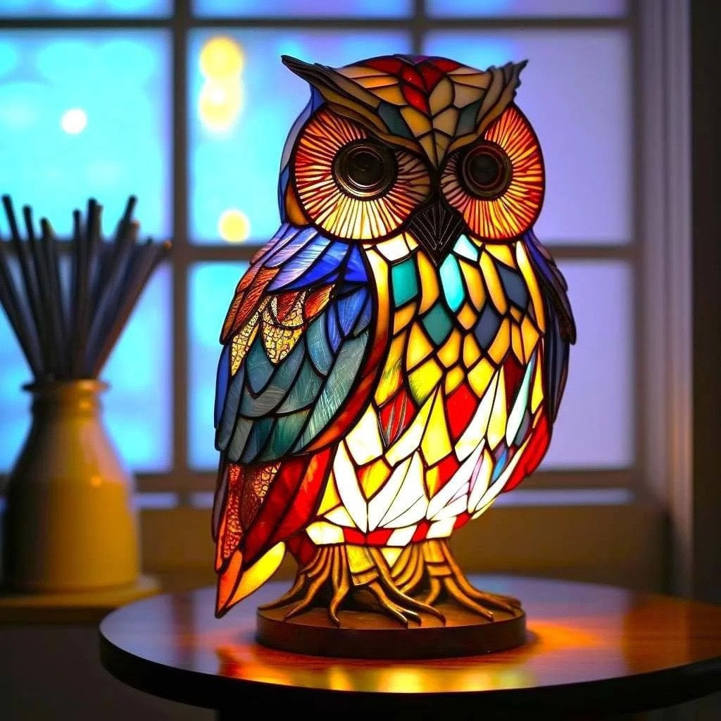 Inora® | Magische Eulenlampe aus buntem Glas