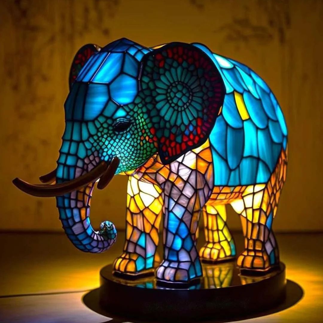 Oriva® | Magische Elefantenlampe aus farbigem Glas