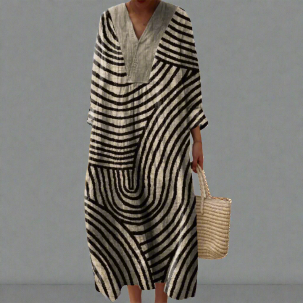 Lena® | Monochromes Labyrinth-Fließkleid