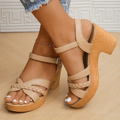 Liane® | Klassische Sandalen mit Mittelhochhack