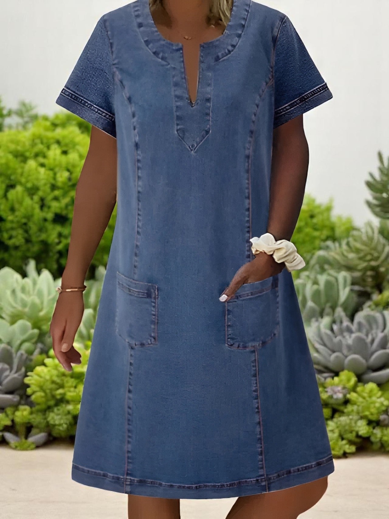 Martha - Weiches Denim-Kleid mit Taschen