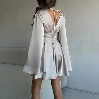 Bernstein - Satin Kleid mit lockeren Ärmeln
