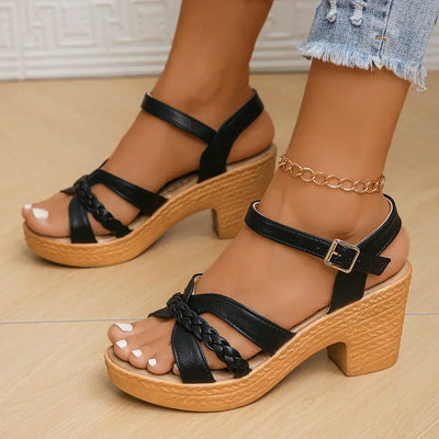 Liane® | Klassische Sandalen mit Mittelhochhack