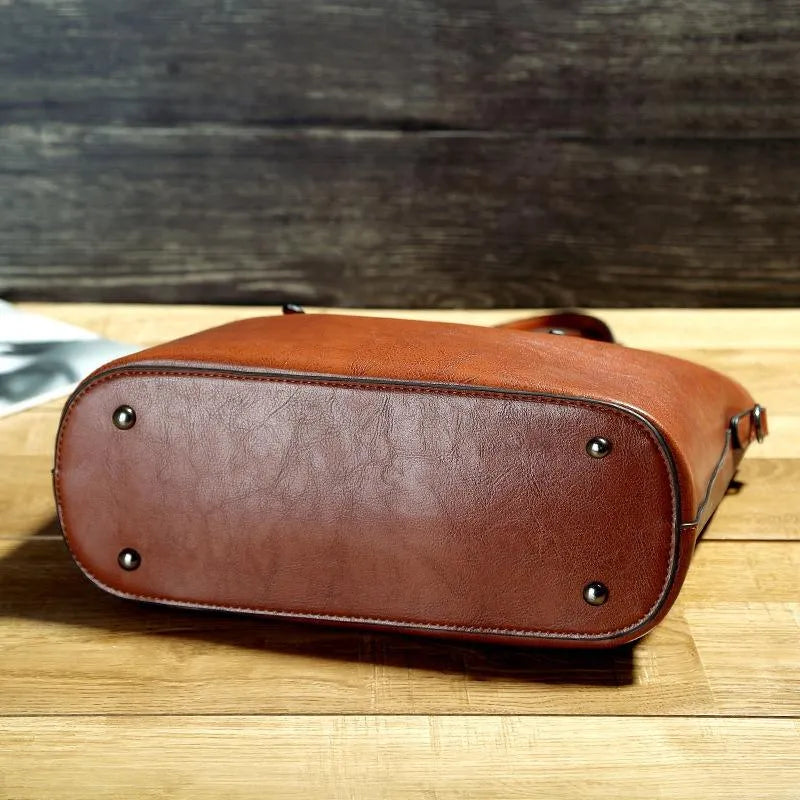 RINA® | Vintage-Ledertasche mit Schulterriemen