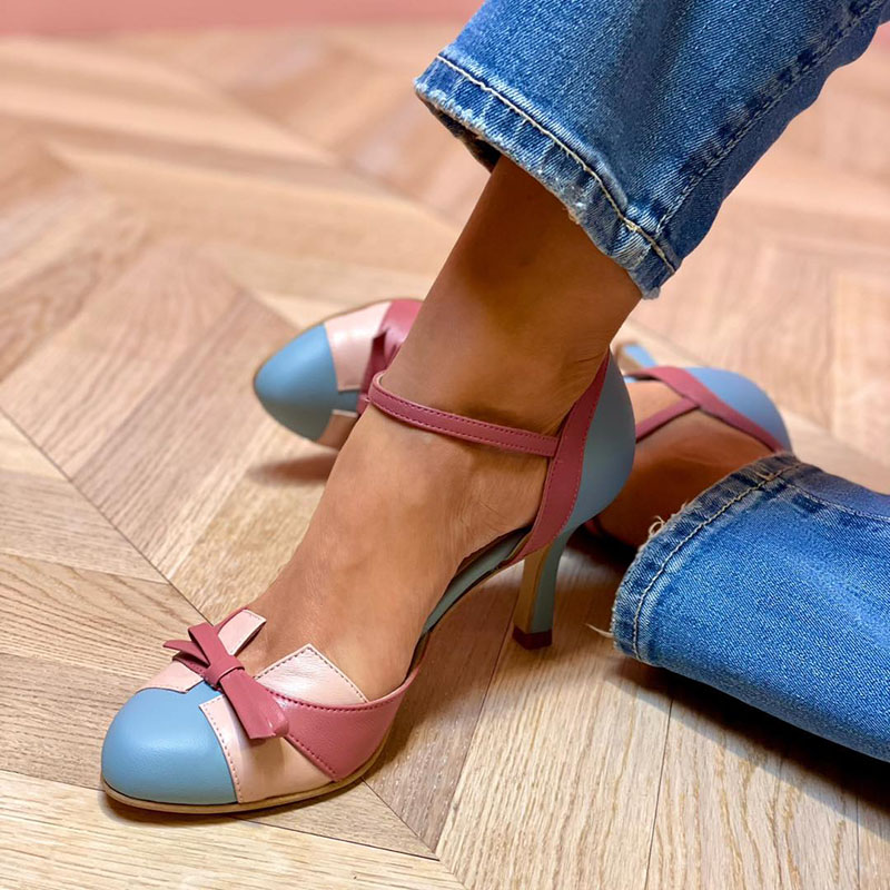 Bellarosa | Bunte Sandalen mit Knoten und Riemen, runder Zehenbereich